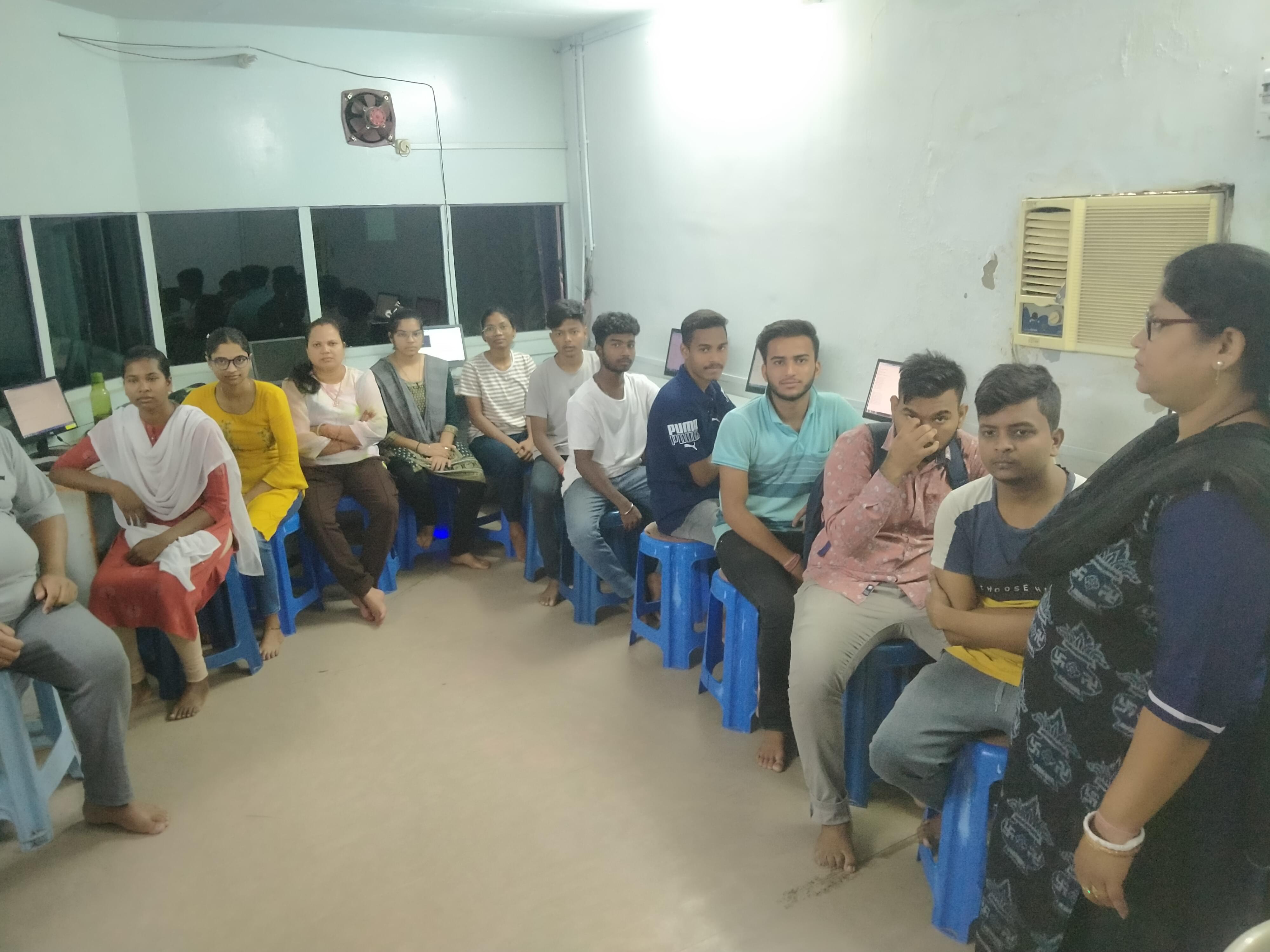 Rajkumar College of Information Technology and Management Lab photo 2